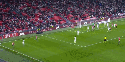 知道是谁的数据不！没他时乔丹一冠难求！乔丹离开他后一冠难求／／[@晨曦的祖宗]：没皮蓬的公牛，碰上巅峰GDP，也是板寸起步／／[@斌]：不要以年龄作为借口. 如果以年龄算的话邓肯38