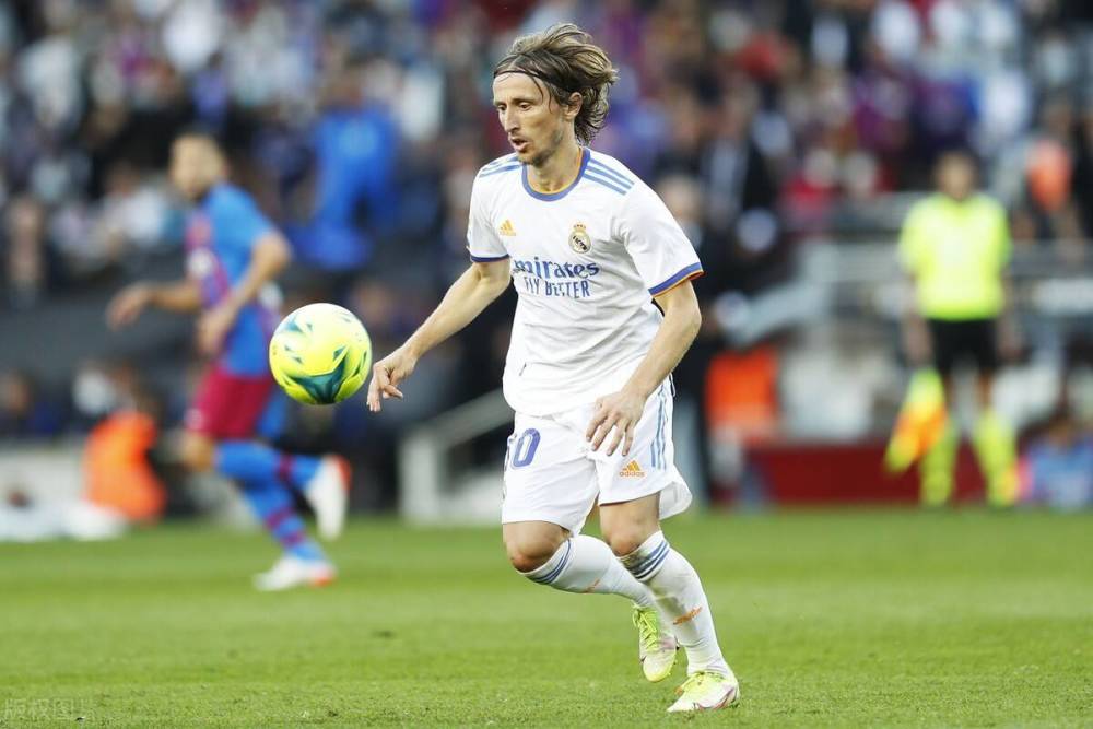 尤文客战博德闪耀大名单：伊尔迪兹、弗拉霍维奇在列